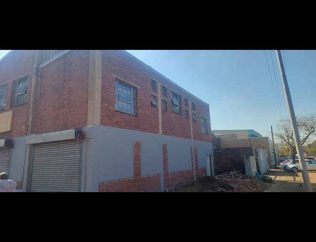 BUSINESS PROPERTY TO RENT IN PRETORIA WEST